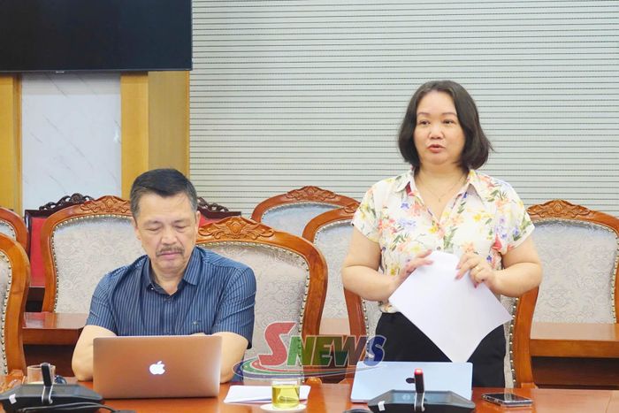 Lãnh đạo Công ty Điện lực Sơn La phát biểu.