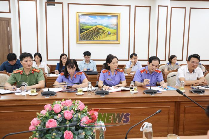 Các đại biểu dự hội nghị.