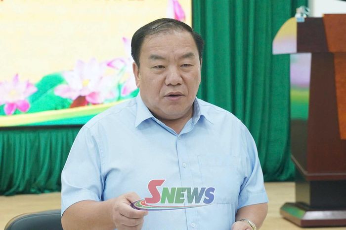Đồng chí Chá A Của, Phó Bí thư Tỉnh ủy, Chủ tịch Ủy ban MTTQ Việt Nam phát biểu tại hội nghị.