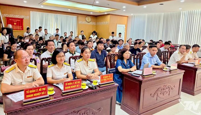 Các đại biểu dự Hội nghị.