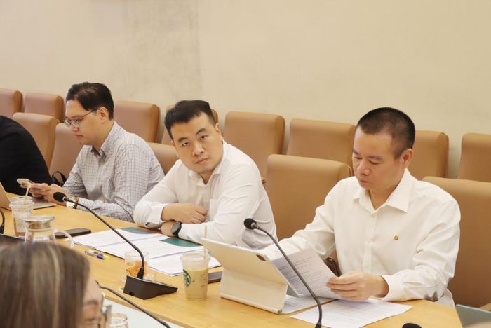 Các đại biểu tham dự buổi làm việc