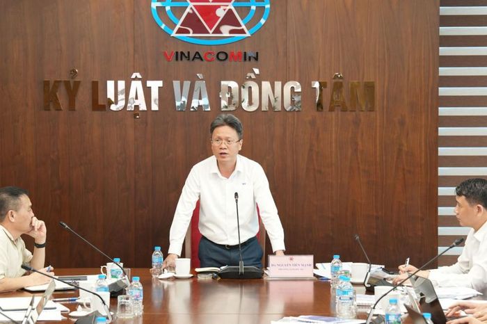  Phó Tổng giám đốc Tập đoàn Nguyễn Tiến Mạnh nhấn mạnh, Dự án Nhà máy sản xuất Amoniac là dự án có ý nghĩa quan trọng trong việc chủ động nguồn nguyên liệu, phát triển chuỗi sản xuất hóa chất và tạo thêm động lực tăng trưởng cho TKV.
