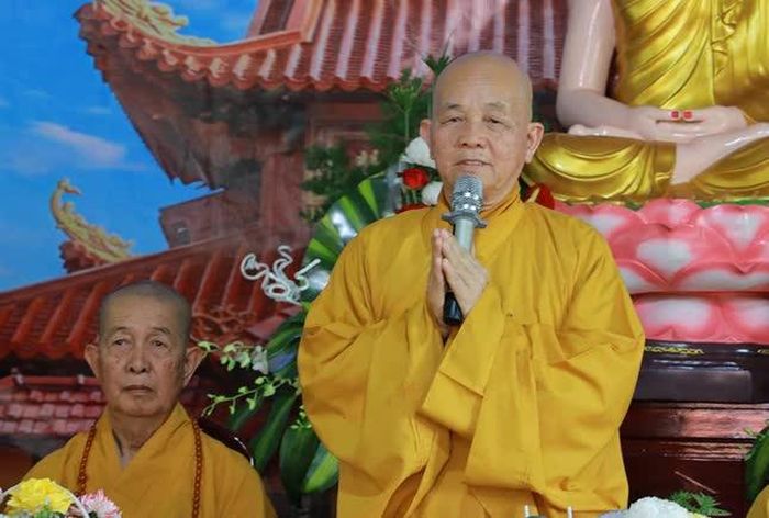 Hòa thượng Thích Minh Thiện ban đạo từ