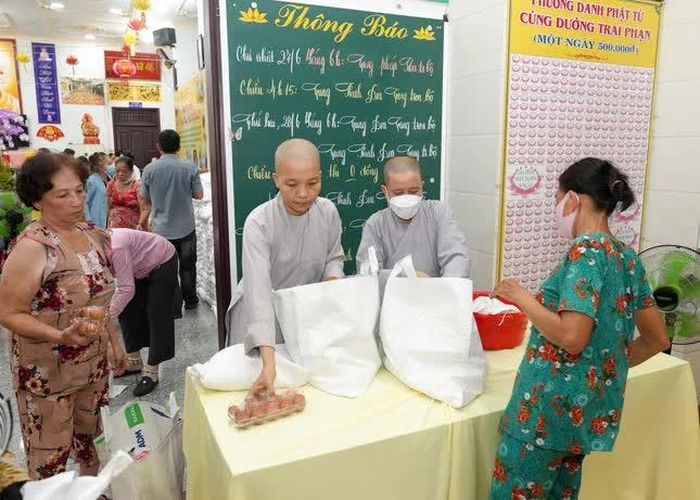 Phần quà sẻ chia 