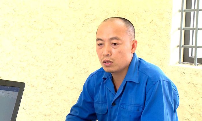 "Vua Quạt" tại cơ quan công an.