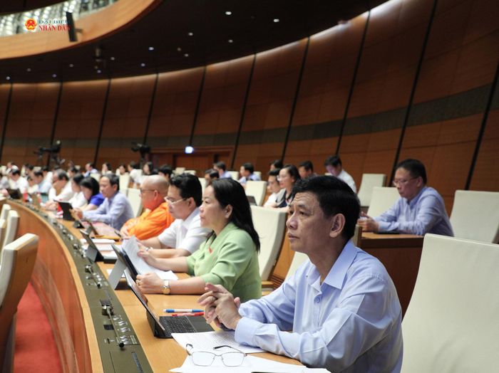 Các đại biểu dự phiên họp Ảnh: Khánh Duy