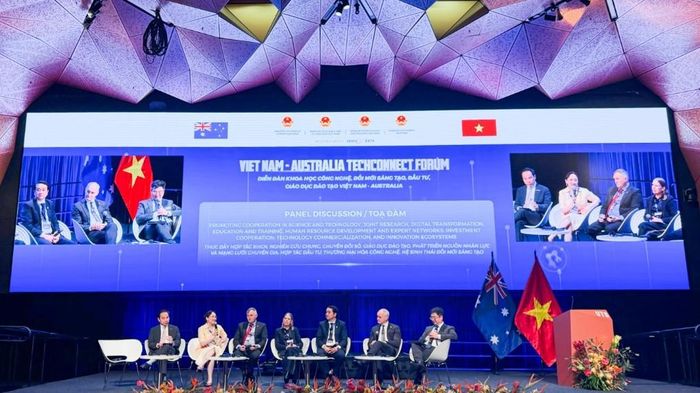Bà Đặng Huỳnh Ức My, Chủ tịch HĐQT AgriS, chia sẻ tại phiên thảo luận trong khuôn khổ Vietnam – Australia Tech Connect Forum 2026, thúc đẩy tăng cường kết nối giữa Chính phủ – Viện nghiên cứu, Trường đại học – Doanh nghiệp