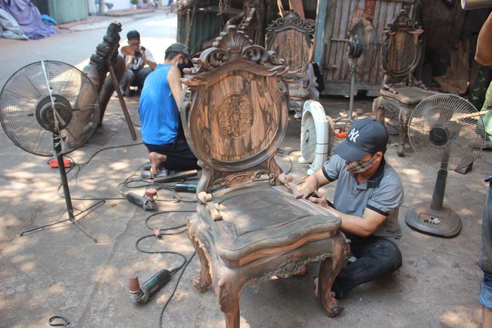 Làng nghề gỗ Van Điểm, TP Hà Nội. Ảnh: Minh Khôi
