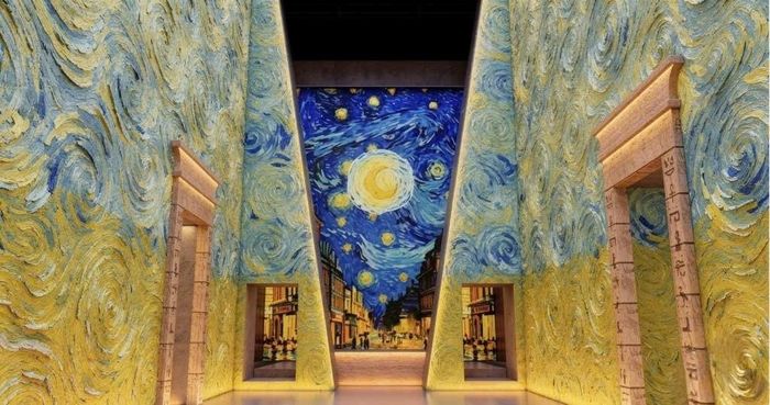 Triển lãm tương tác đa giác quan Van Gogh Timeless.