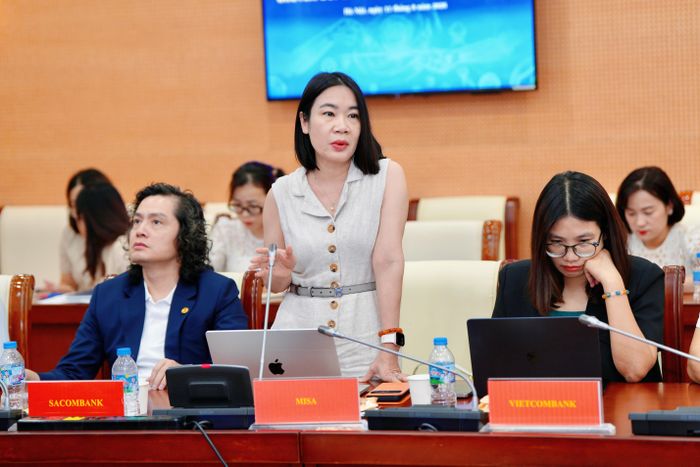Bà Nguyễn Thị Ngoan, Phó Tổng Giám đốc Tập đoàn MISA phát biểu tại Họp báo