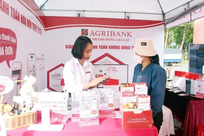 Agribank Đông Gia Lai tiếp tục xác định nông nghiệp, nông thôn và nông dân là một trong những trọng tâm đầu tư trong hoạt động tín dụng.