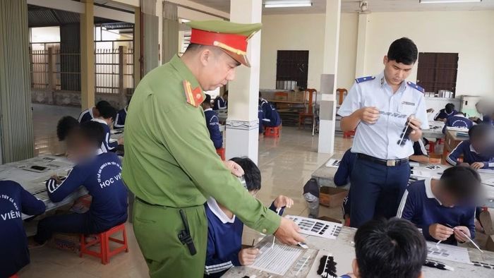 Lao động trị liệu gắn liền với đào tạo nghề là hoạt động hiệu quả mà hai Cơ sở cai nghiện ma túy tỉnh Cà Mau áp dụng thời gian qua.
