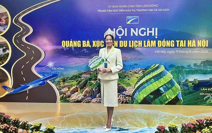 Đại diện truyền thông hội nghị - Hoa hậu Việt Nam 2024 Hà Trúc Linh giới thiệu du lịch Lâm Đồng.