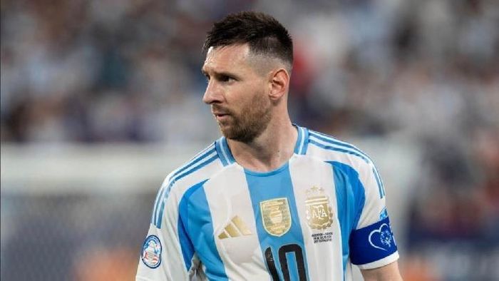 Messi khiêm tốn ở vị trí thứ 3