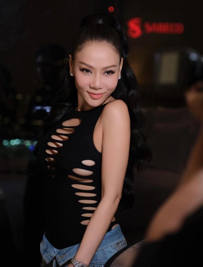 Thu Minh từng chia sẻ, ông xã cô là người cực kỳ tôn trọng vợ, luôn đồng hành và ủng hộ cô trong mọi quyết định.
