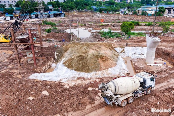 Hiện tại các hạng mục đang bước vào giai đoạn thi công cao điểm. Ảnh: Duy Khánh