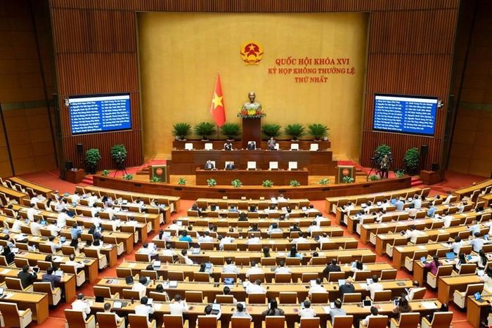 Các đại biểu Quốc hội thảo luận ở hội trường về dự án Nghị quyết của Quốc hội. Ảnh: Quochoi.vn