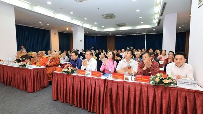 Toàn cảnh lễ công bố quyết định thành lập, bổ nhiệm nhân sự các đơn vị trực thuộc và trao tặng Bằng khen cá nhân của Hiệp hội.
