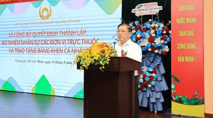 Ông Nguyễn Tuấn Anh - Phó Chủ nhiệm Ủy ban Công tác đại biểu Quốc hội khóa 15, Phó Chủ tịch Chuyên trách Hiệp hội Phát triển công nghiệp văn hóa Việt Nam phát biểu.