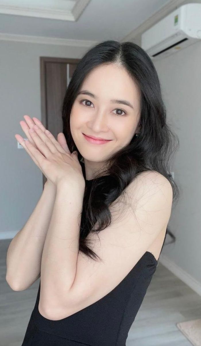 Nhan sắc Thiên Tú dần thay đổi sau nhiều năm hoạt động nghệ thuật.
