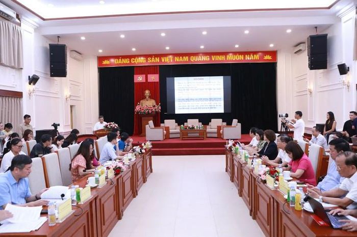 Toàn cảnh Hội thảo Hội thảo "Đồng hành – Kiến tạo tương lai – Vì một Việt Nam khỏe mạnh" được tổ chức tại Bộ Giáo dục và Đào tạo sáng ngày 11/8.