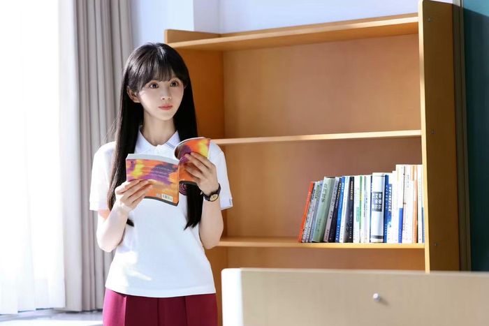 Cô mong bộ phim sẽ chạm tới nhiều bạn trẻ từng bị cô lập.