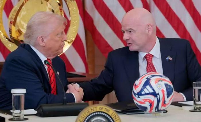 Ông Trump đồng thời ca ngợi Infantino là người “tuyệt vời” và cho rằng Chủ tịch FIFA đã dẫn dắt kỳ World Cup thành công nhất từ trước đến nay.