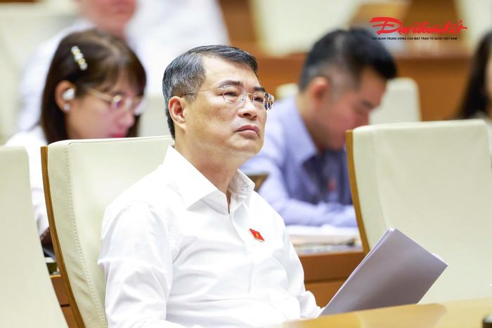 Thủ tướng Chính phủ Lê Minh Hưng dự phiên thảo luận. Ảnh: Quang Vinh