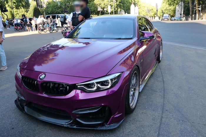  BMW M3 là mẫu sedan hiệu năng cao với nhiều thay đổi về thiết kế lẫn hiệu suất vận hành so với 3 Series. Mức giá của dòng BMW M3 F80 rơi vào khoảng 52.000 USD. 