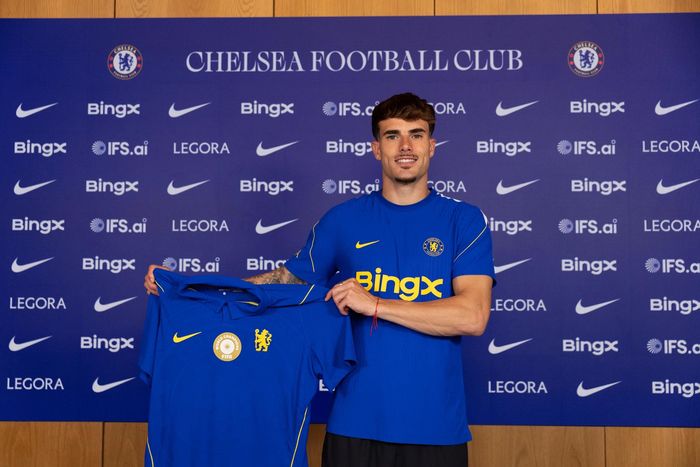  Chelsea mua sắm điên cuồng trong hè 2026. 