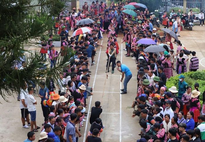 Giữa tiết trời cao nguyên đầu thu, những quả pao tung lên, tiếng khèn ngân vang, tiếng chày giã bánh dày cùng những cuộc vui dân gian sẽ góp phần tạo nên một Mộc Châu đầy sức sống trong kỳ nghỉ lễ Quốc khánh 2.9