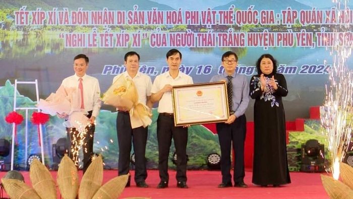 Nghi lễ Tết Xíp Xí của người Thái trắng ở Phù Yên và Quỳnh Nhai, tỉnh Sơn La là Di sản văn hóa phi vật thể quốc gia