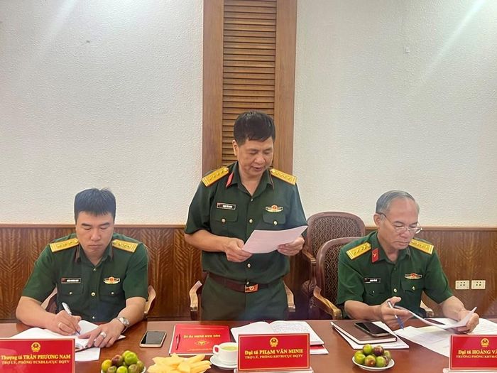 Đại tá Phạm Văn Minh, Phòng Kế hoạch Tổng hợp, Cục Dân quân tự vệ, Bộ Tổng Tham mưu công bố Quyết định bổ nhiệm các chức vụ của Ban CHQS Bộ VHTTDL.