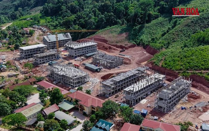 Toàn cảnh trường liên cấp xã Thượng Trạch đang trong quá trình xây dựng (ảnh tư liệu)