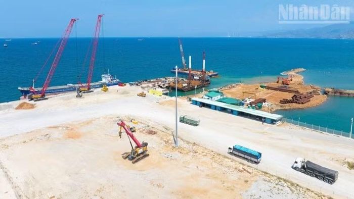 Tỉnh Khánh Hòa mong muốn hình thành trung tâm theo cơ chế Nhà nước hỗ trợ, tạo quỹ đất, doanh nghiệp tham gia đầu tư.