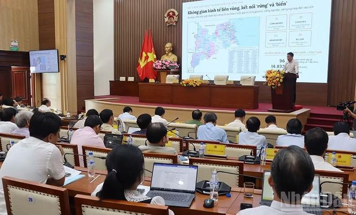 Ông Đậu Anh Tuấn, Phó Tổng Thư ký, Trưởng ban Pháp chế VCCI phân tích, đánh giá chỉ số PCI tỉnh Quảng Ngãi năm 2025; đề xuất các giải pháp để Quảng Ngãi cải thiện, nâng cao chỉ số PCI trong thời gian tới.