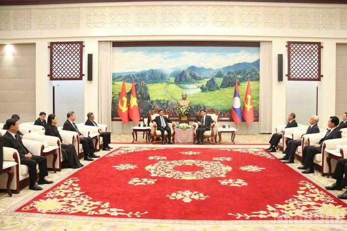 Hai bên trao đổi một số nội dung nhằm tiếp tục thúc đẩy, đưa quan hệ hợp tác giữa hai Đảng, hai nước đi vào chiều sâu, hiệu quả.