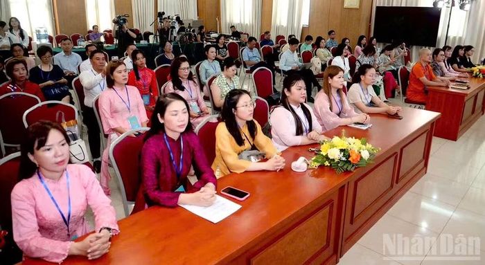 Khóa tập huấn phương pháp giảng dạy tiếng Việt cho giáo viên người Việt Nam ở nước ngoài năm 2026 có sự tham gia của 50 học viên kiều bào đến từ 14 quốc gia, vùng lãnh thổ. (Ảnh: KHÁNH LAN)