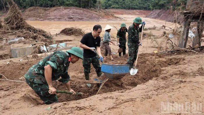 Năm 2025, toàn tỉnh Nghệ An ghi nhận 12 người thiệt mạng, 31 người, 705 nhà bị sập, hơn 106.000 nhà tốc mái, hư hỏng; hơn 13.350 hộ dân với hơn 41.600 nhân khẩu phải sơ tán do các đợt bão lũ.