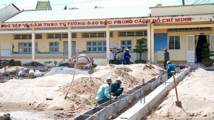 Cà Mau đang đẩy mạnh hoàn thiện cơ sở hạ tầng phục vụ giáo dục. (Ảnh: Hữu Tùng)