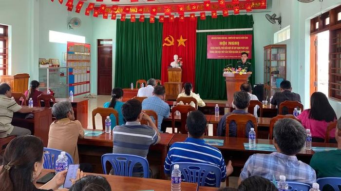 Quang cảnh hội nghị tuyên truyền, phổ biến một số quy định pháp luật trong lĩnh vực thủy sản. (Ảnh: Ngũ Tố)