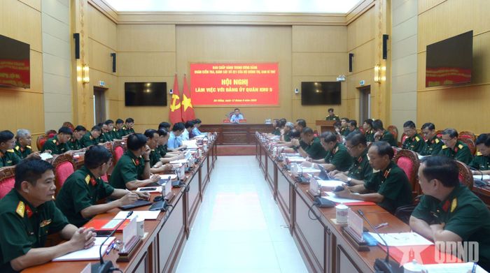  Quang cảnh hội nghị.   