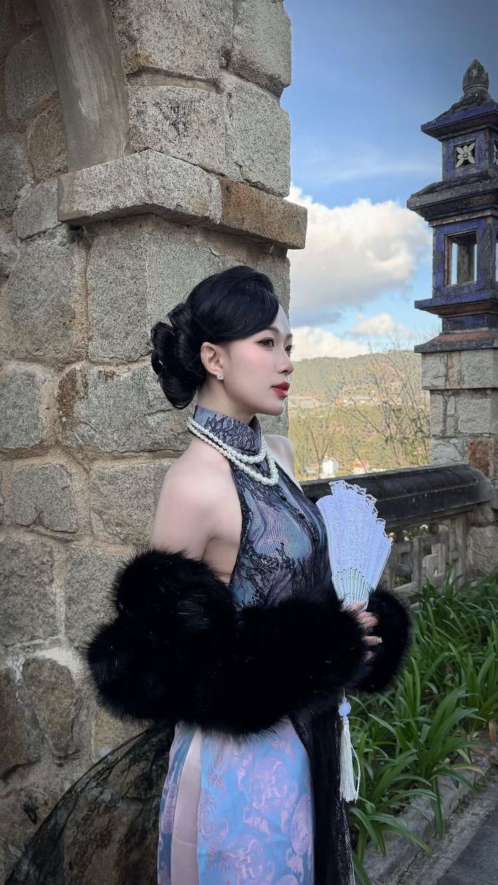 Hành trình nỗ lực không ngừng của Ngọc Anh đã gặt hái được nhiều trái ngọt ở cả lĩnh vực học thuật và nghệ thuật.