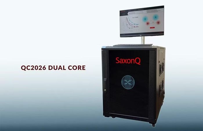 Hình hài chiếc máy tính lượng tử lõi kép của Saxon Q.
