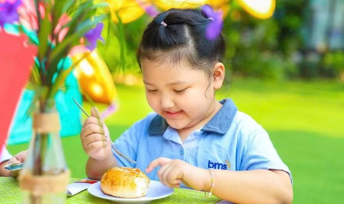 Tiếng nói của học sinh cần được đưa vào quá trình thiết kế, thực hiện và đánh giá chương trình, chính sách sức khỏe học đường (Ảnh: trẻ mầm non Ban Mai School).