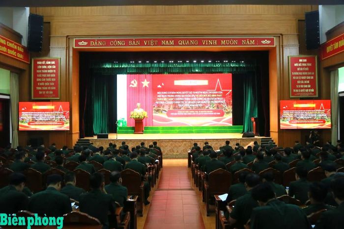 Toàn cảnh hội nghị tại điểm cầu Bộ Tư lệnh Bộ đội Biên phòng. Ảnh: Cẩm Linh