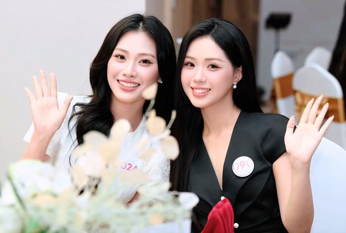 Đến từ nhiều vùng miền khác nhau, theo học các ngành nghề đa dạng như y khoa, công nghệ thông tin, kiến trúc, kinh tế, ngoại giao hay nghệ thuật, các thí sinh nhanh chóng tìm được tiếng nói chung khi chia sẻ về hành trình đến với Hoa hậu Việt Nam 2026.
