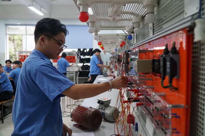 Trải qua 120 năm hình thành và phát triển, Cao đẳng Kỹ thuật Cao Thắng là "cái nôi" đào tạo nhân lực kỹ thuật phía Nam.
