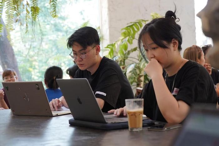 Logistics và freelancer dẫn đầu nhóm từ khóa về nghề nghiệp do nền tảng tìm kiếm Cốc Cốc công bố.