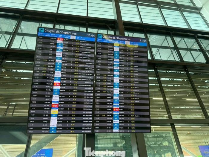 Bảng thông tin chuyến bay không còn ghi nhận tình trạng delay, đến trễ...